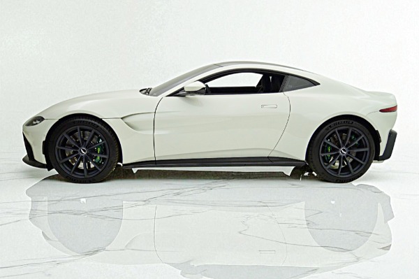 Used 2019 Aston Martin Vantage for sale $99,000 at F.C. Kerbeck Lamborghini Palmyra N.J. in Palmyra NJ 08065 3