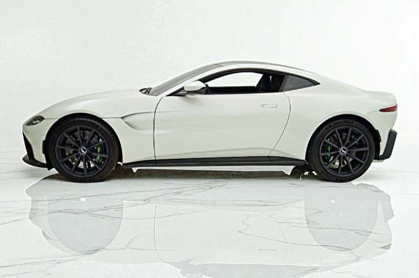 Used 2019 Aston Martin Vantage for sale Sold at F.C. Kerbeck Lamborghini Palmyra N.J. in Palmyra NJ 08065 3