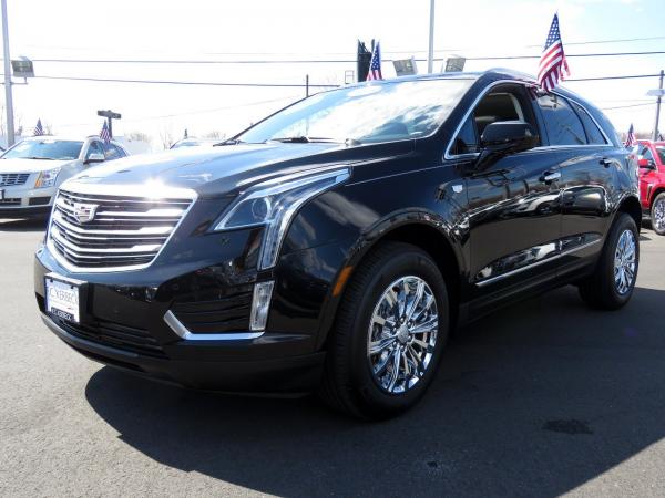 Used 2018 Cadillac XT5 Luxury AWD for sale Sold at F.C. Kerbeck Lamborghini Palmyra N.J. in Palmyra NJ 08065 4