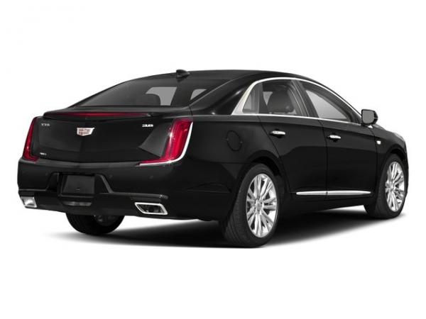 Used 2018 Cadillac XTS Luxury for sale Sold at F.C. Kerbeck Lamborghini Palmyra N.J. in Palmyra NJ 08065 3