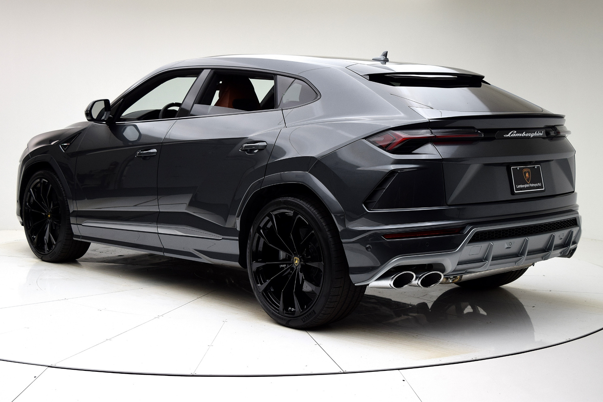 Lamborghini Urus SUV