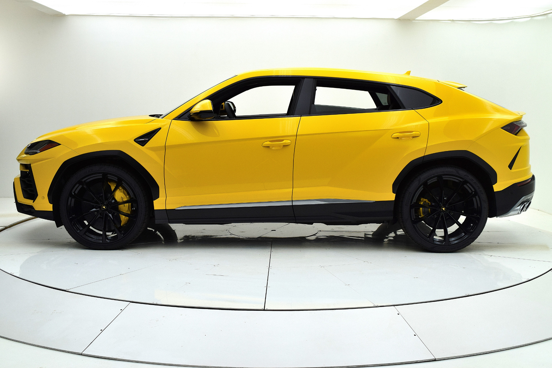 New 2020 Lamborghini Urus For Sale ($238,204) | F.C. Kerbeck