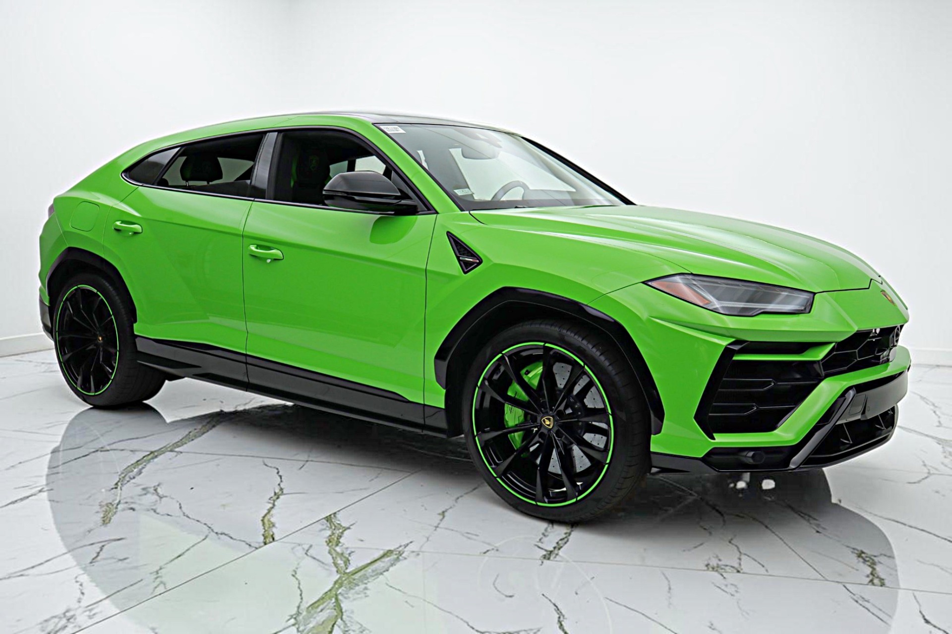 2021 Lamborghini Urus Pearl Capsule - Photo 20