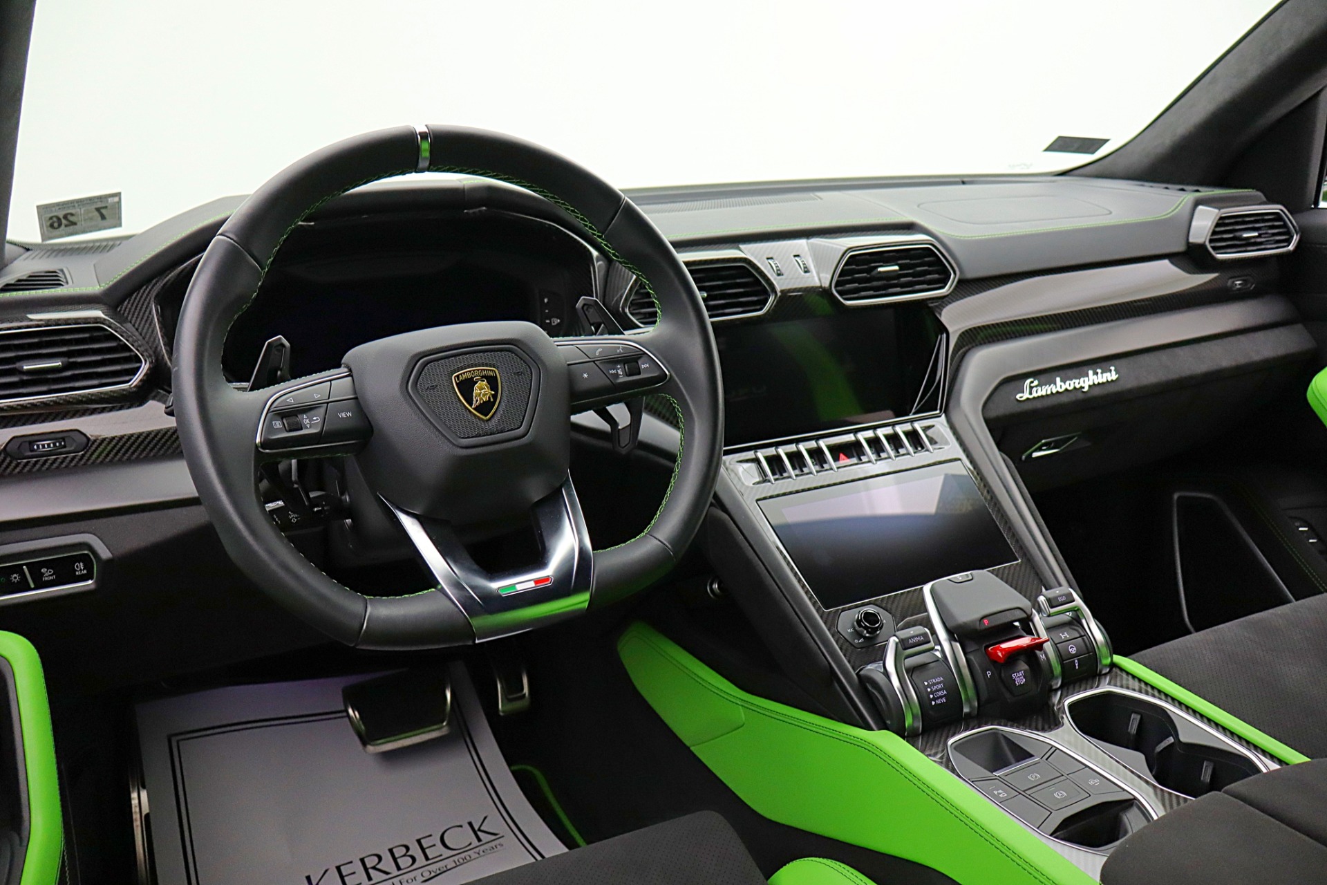 2021 Lamborghini Urus Pearl Capsule - Photo 26