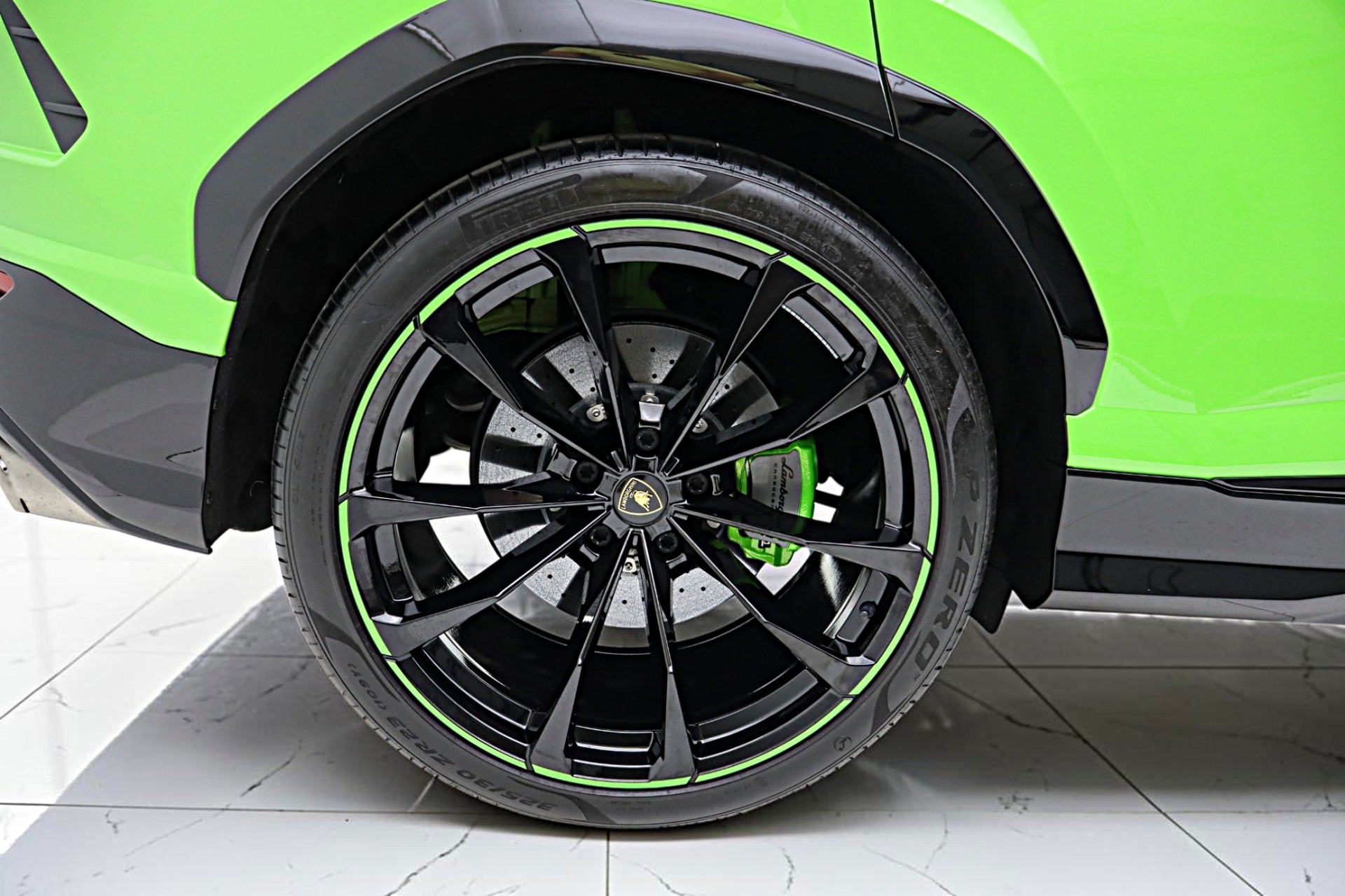2021 Lamborghini Urus Pearl Capsule - Photo 48