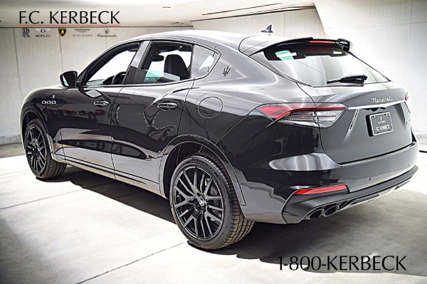 Used 2022 Maserati Levante Modena S for sale Sold at F.C. Kerbeck Lamborghini Palmyra N.J. in Palmyra NJ 08065 4
