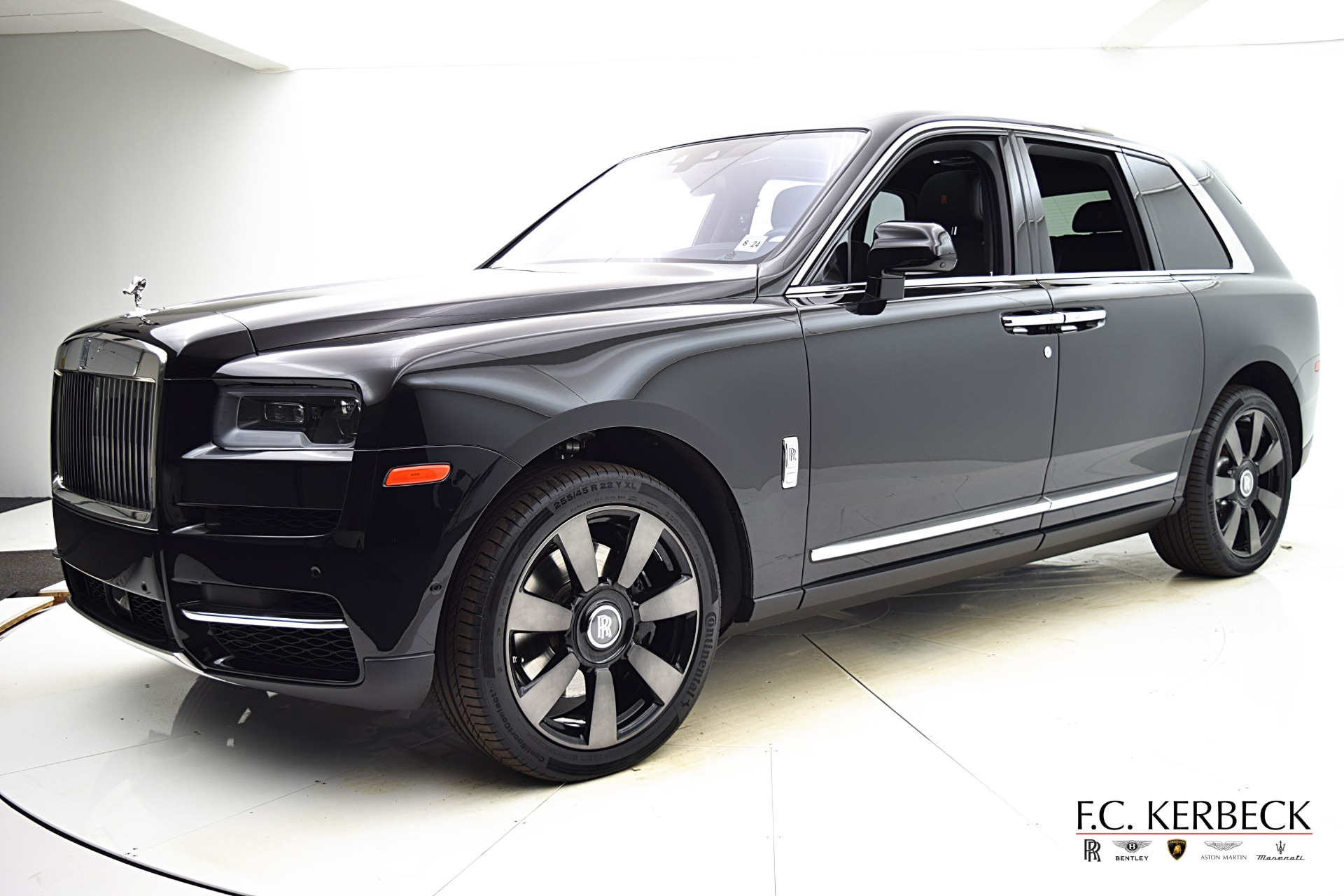 Used 2019 Rolls-Royce Cullinan for sale Sold at F.C. Kerbeck Lamborghini Palmyra N.J. in Palmyra NJ 08065 2