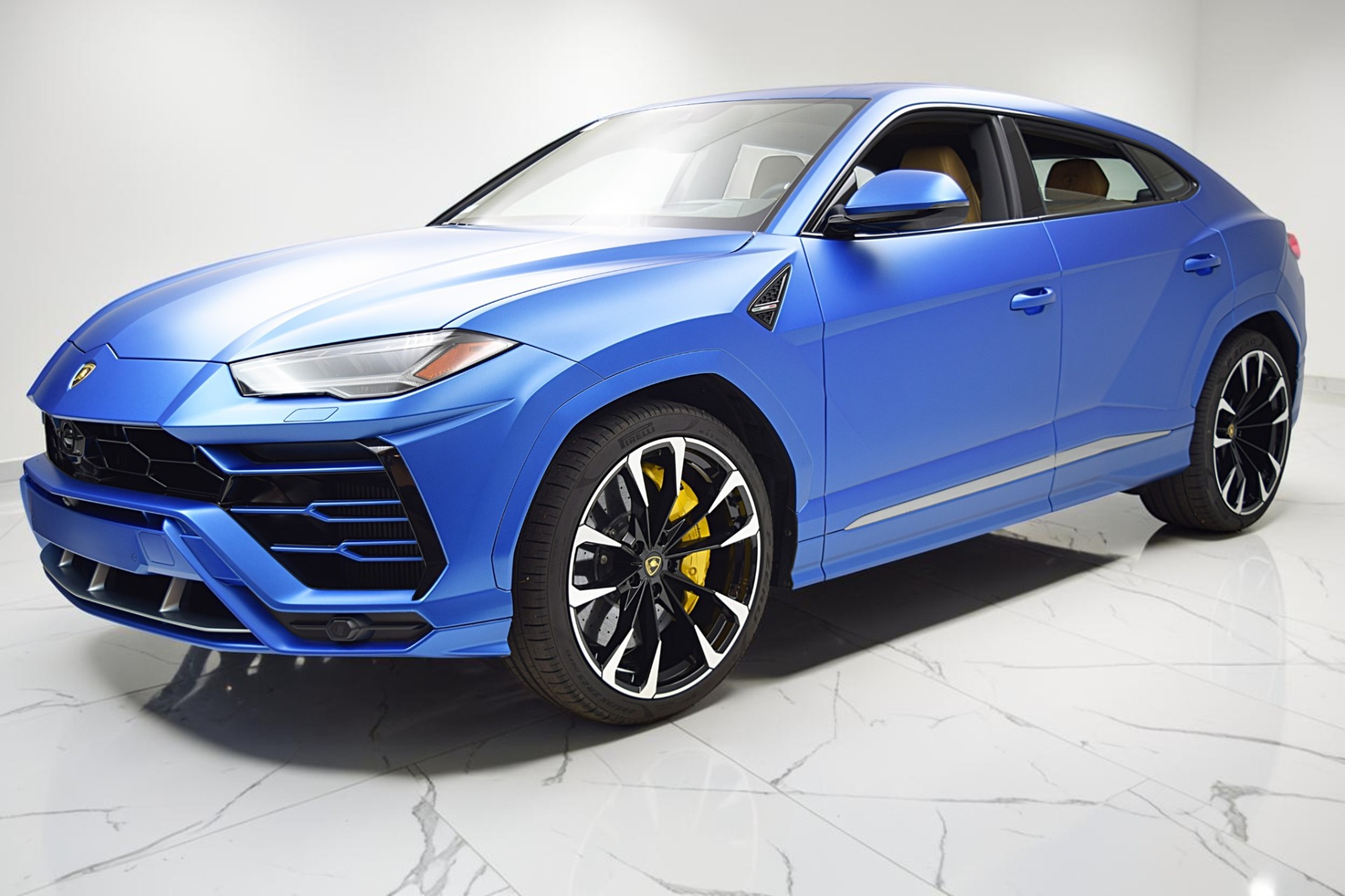 Used 2022 Lamborghini Urus / SELEZIONE PRE-OWNED CERTIFIED for sale $219,000 at F.C. Kerbeck Lamborghini Palmyra N.J. in Palmyra NJ 08065 2