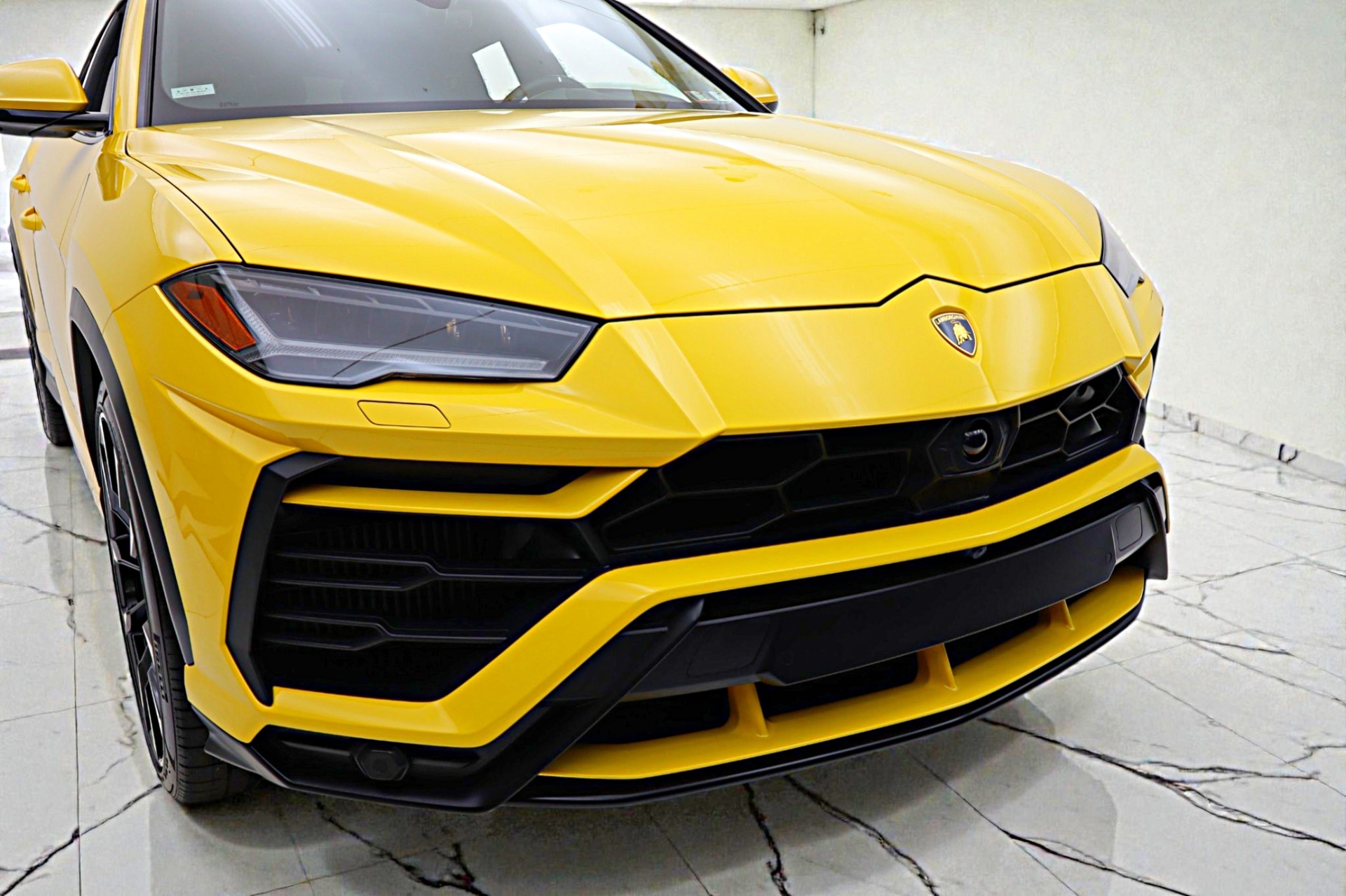 2022 Lamborghini Urus - Photo 11