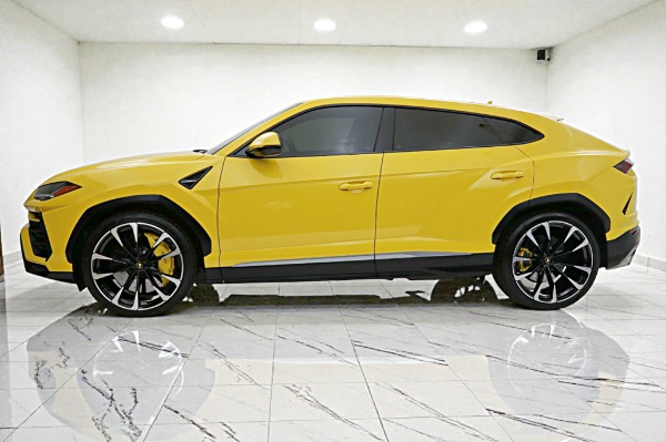 Used 2022 Lamborghini Urus /SELEZIONE PRE-OWNED CERTIFIED for sale $229,000 at F.C. Kerbeck Lamborghini Palmyra N.J. in Palmyra NJ 08065 3