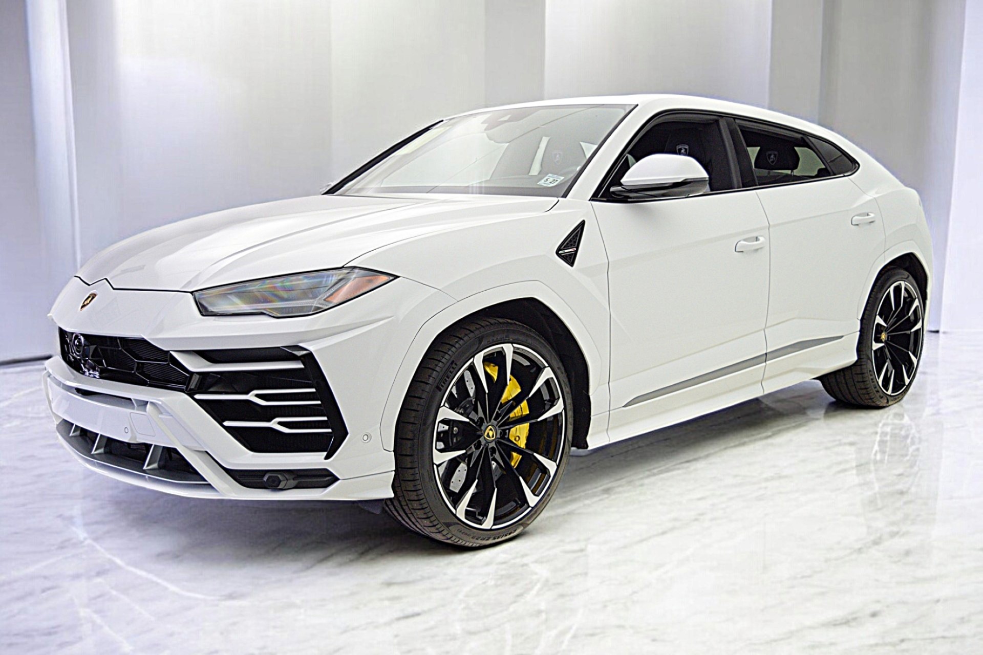 Used 2022 Lamborghini Urus / SELEZIONE PRE-OWNED CERTIFIED for sale $219,000 at F.C. Kerbeck Lamborghini Palmyra N.J. in Palmyra NJ 08065 2