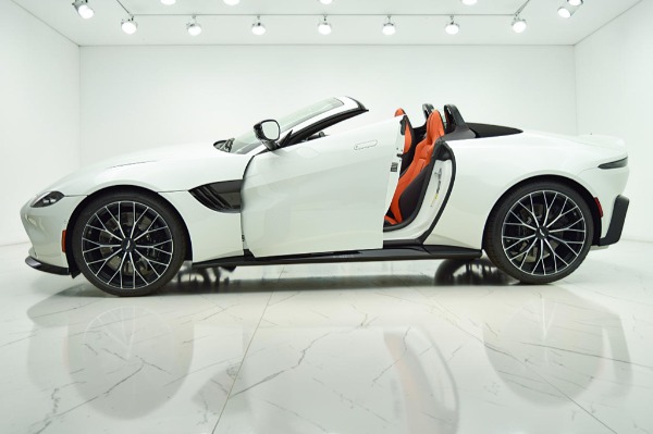 Used 2023 Aston Martin Vantage Roadster for sale $154,000 at F.C. Kerbeck Lamborghini Palmyra N.J. in Palmyra NJ 08065 4