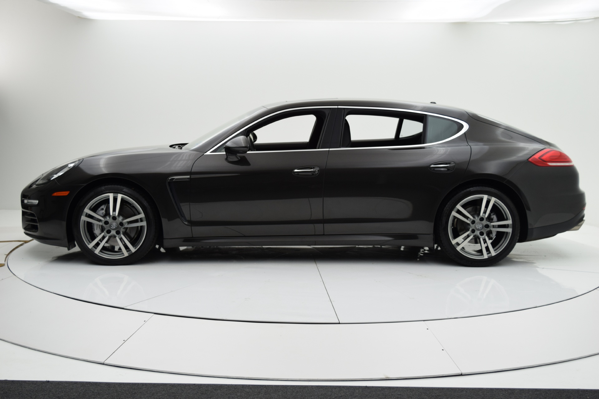 Used 2014 Porsche Panamera 4S Executive Edition for sale Sold at F.C. Kerbeck Lamborghini Palmyra N.J. in Palmyra NJ 08065 2