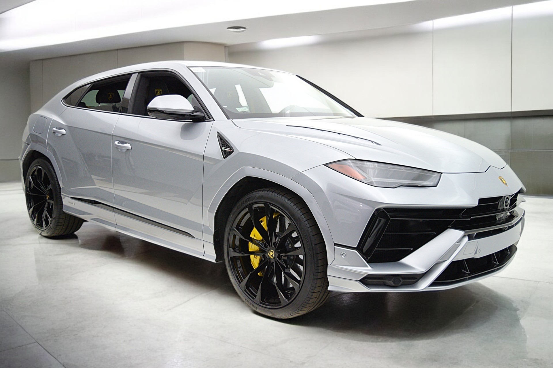 2023 Lamborghini Urus S - Photo 13