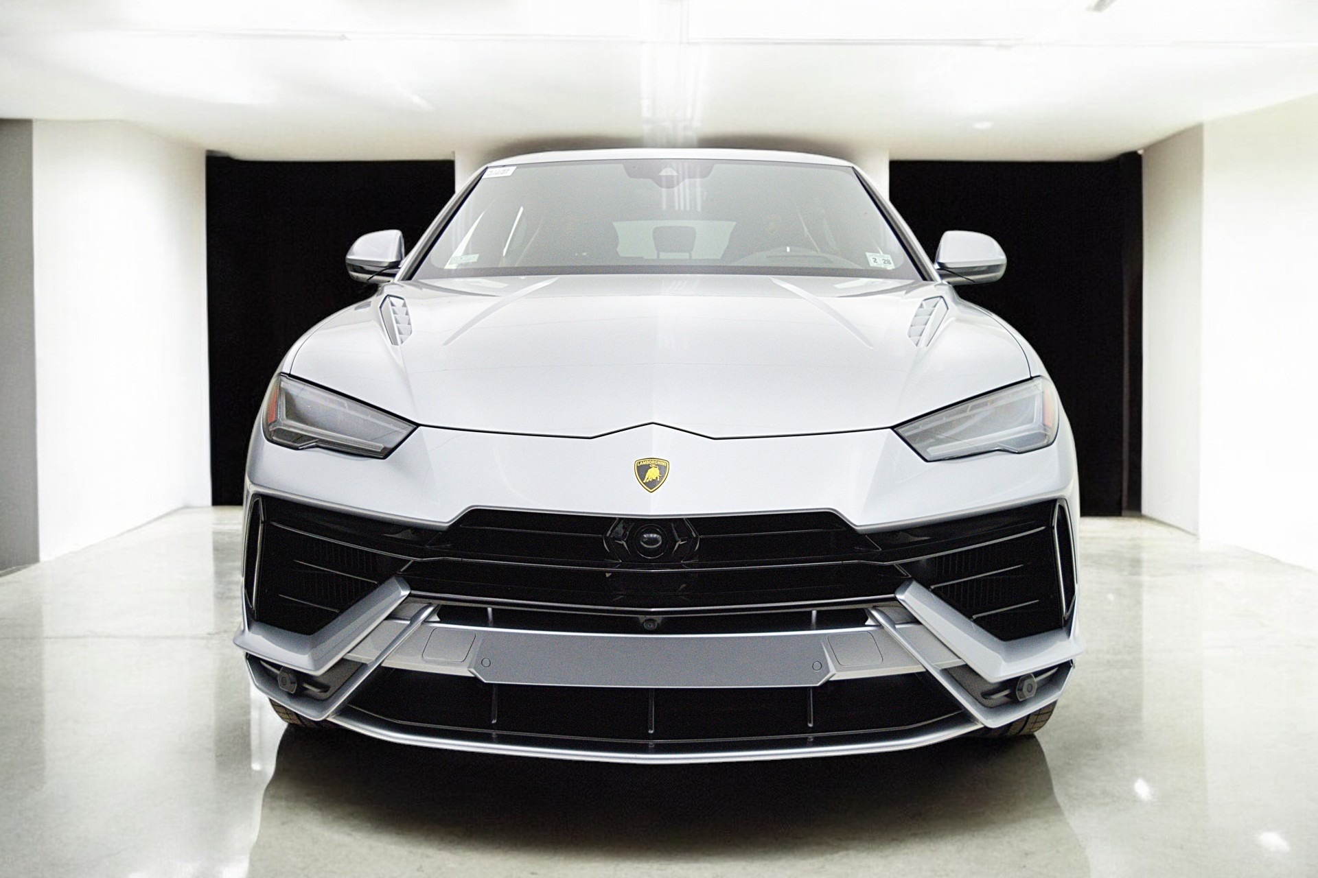 2023 Lamborghini Urus S - Photo 16