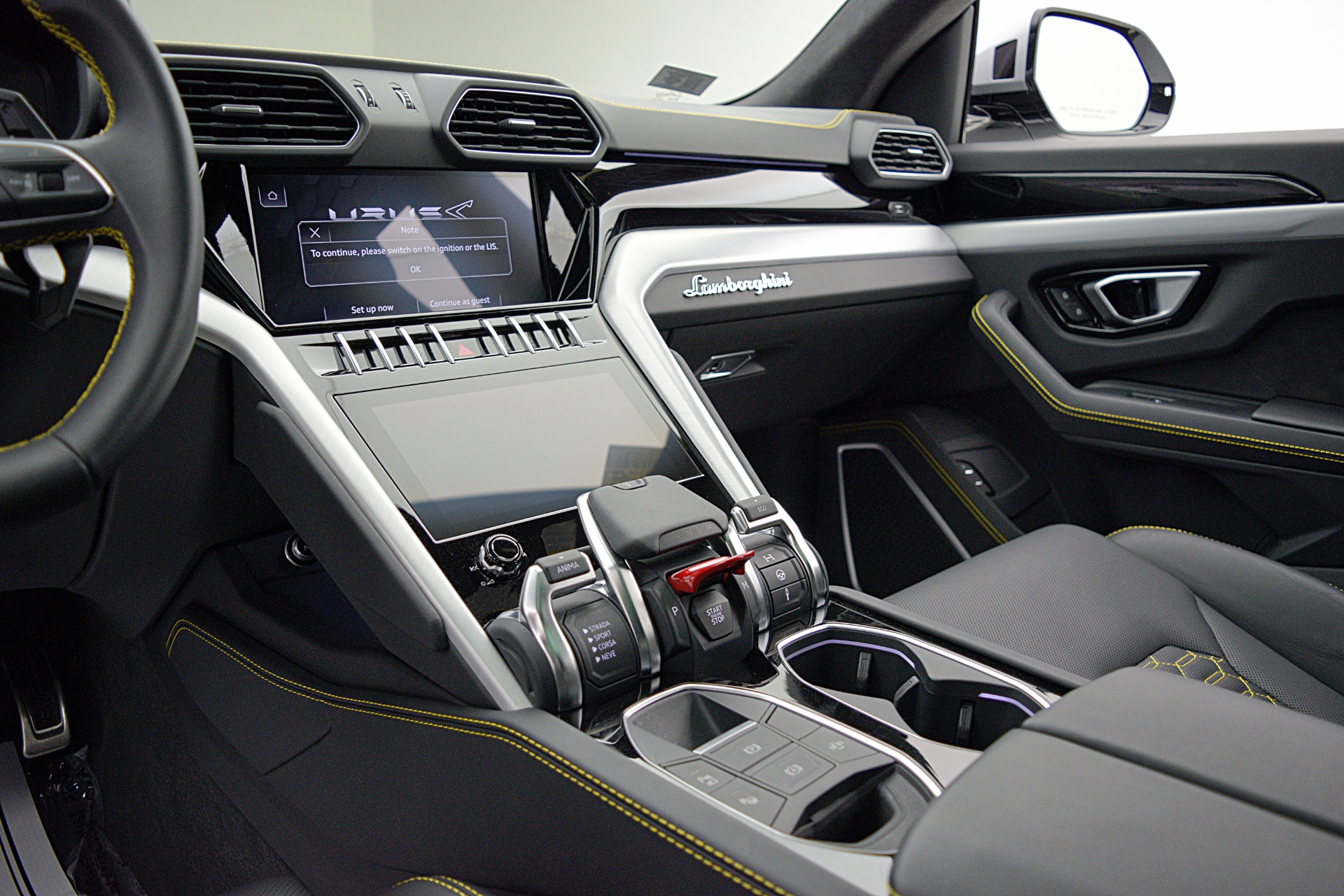 2023 Lamborghini Urus S - Photo 23