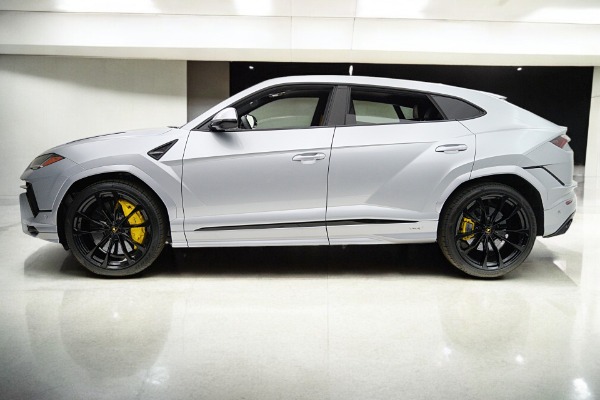 Used 2023 Lamborghini Urus S/SELEZIONE PRE-OWNED CERTIFIED for sale $245,000 at F.C. Kerbeck Lamborghini Palmyra N.J. in Palmyra NJ 08065 3