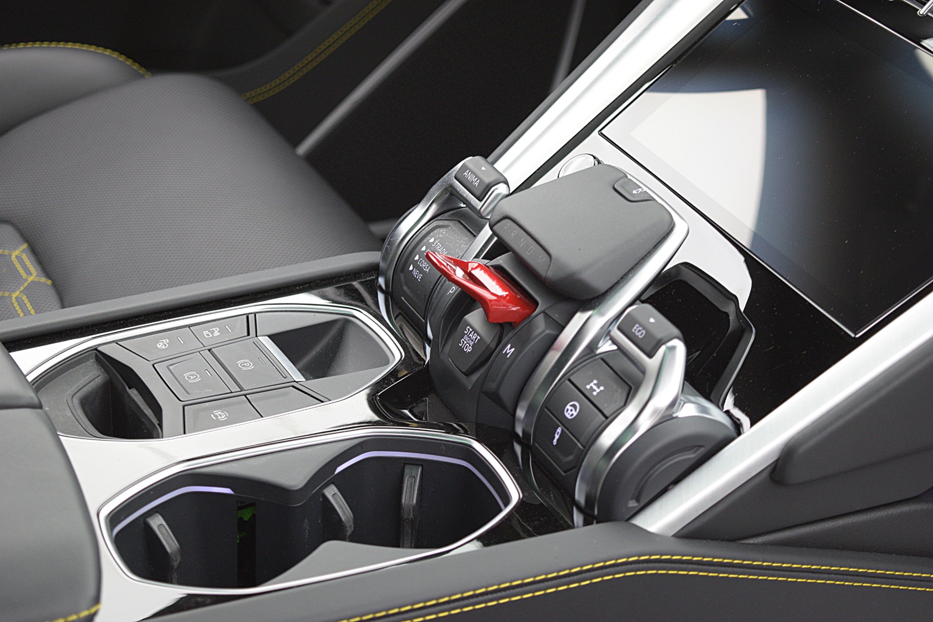 2023 Lamborghini Urus S - Photo 31