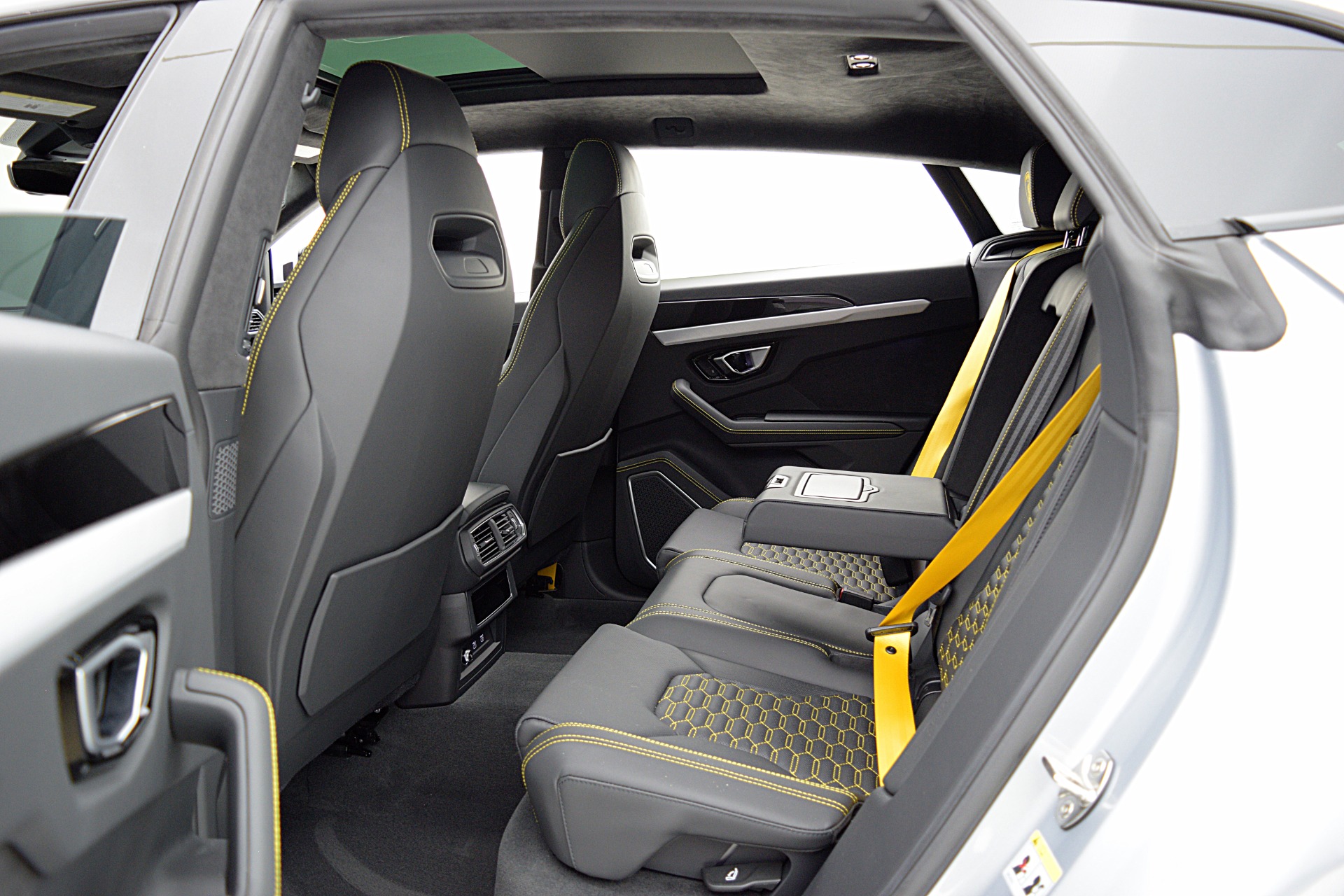 2023 Lamborghini Urus S - Photo 37