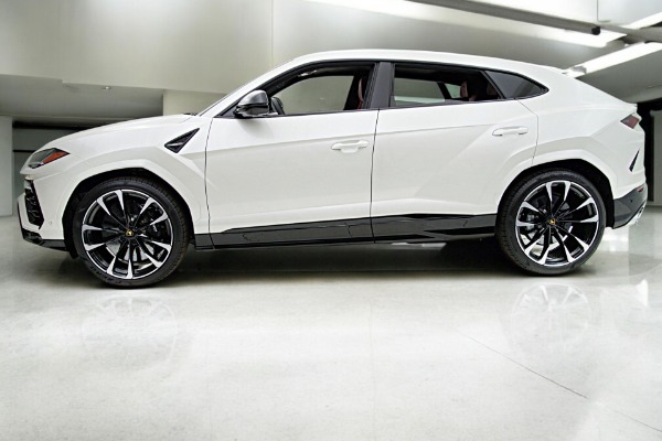 Used 2022 Lamborghini Urus /SELEZIONE PRE-OWNED CERTIFIED for sale $239,000 at F.C. Kerbeck Lamborghini Palmyra N.J. in Palmyra NJ 08065 3