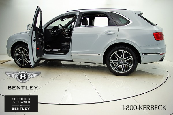 Used 2018 Bentley Bentayga W12 Signature for sale Sold at F.C. Kerbeck Lamborghini Palmyra N.J. in Palmyra NJ 08065 7