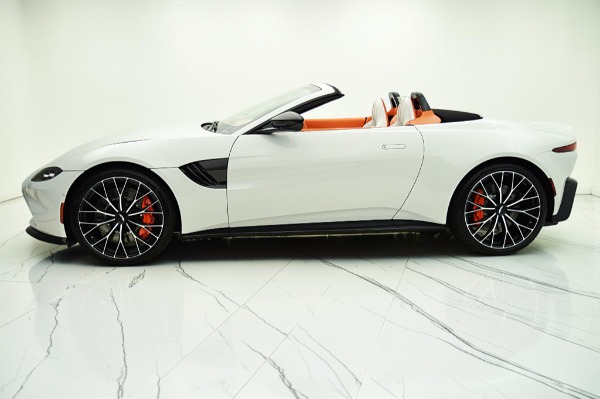 Used 2023 Aston Martin Vantage Roadster for sale $169,000 at F.C. Kerbeck Lamborghini Palmyra N.J. in Palmyra NJ 08065 3