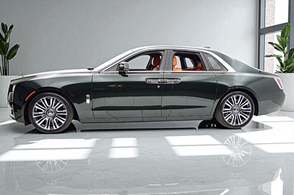 Used 2024 Rolls-Royce  Ghost for sale Sold at F.C. Kerbeck Lamborghini Palmyra N.J. in Palmyra NJ 08065 3