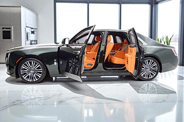 Used 2024 Rolls-Royce  Ghost for sale Sold at F.C. Kerbeck Lamborghini Palmyra N.J. in Palmyra NJ 08065 4