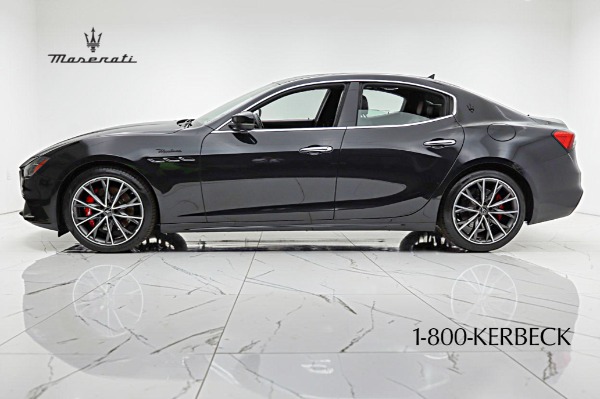 Used 2023 Maserati Ghibli Modena Q4 for sale $55,000 at F.C. Kerbeck Lamborghini Palmyra N.J. in Palmyra NJ 08065 3