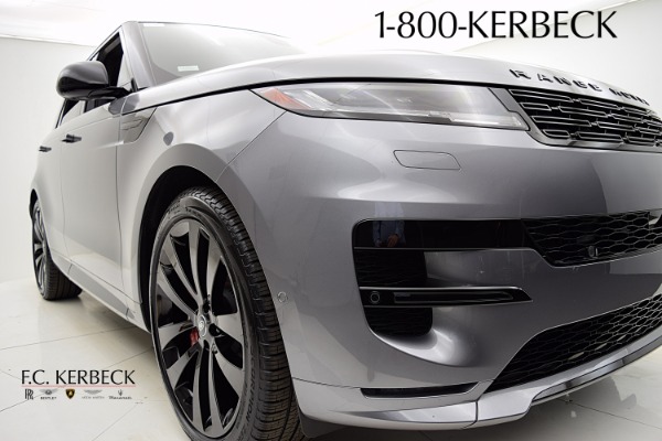 Used 2024 Land Rover Range Rover Sport P400 Dynamic SE for sale $109,000 at F.C. Kerbeck Lamborghini Palmyra N.J. in Palmyra NJ 08065 3