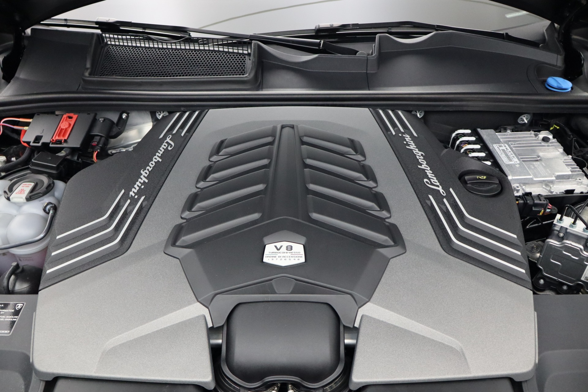 2024 Lamborghini Urus S - Photo 27