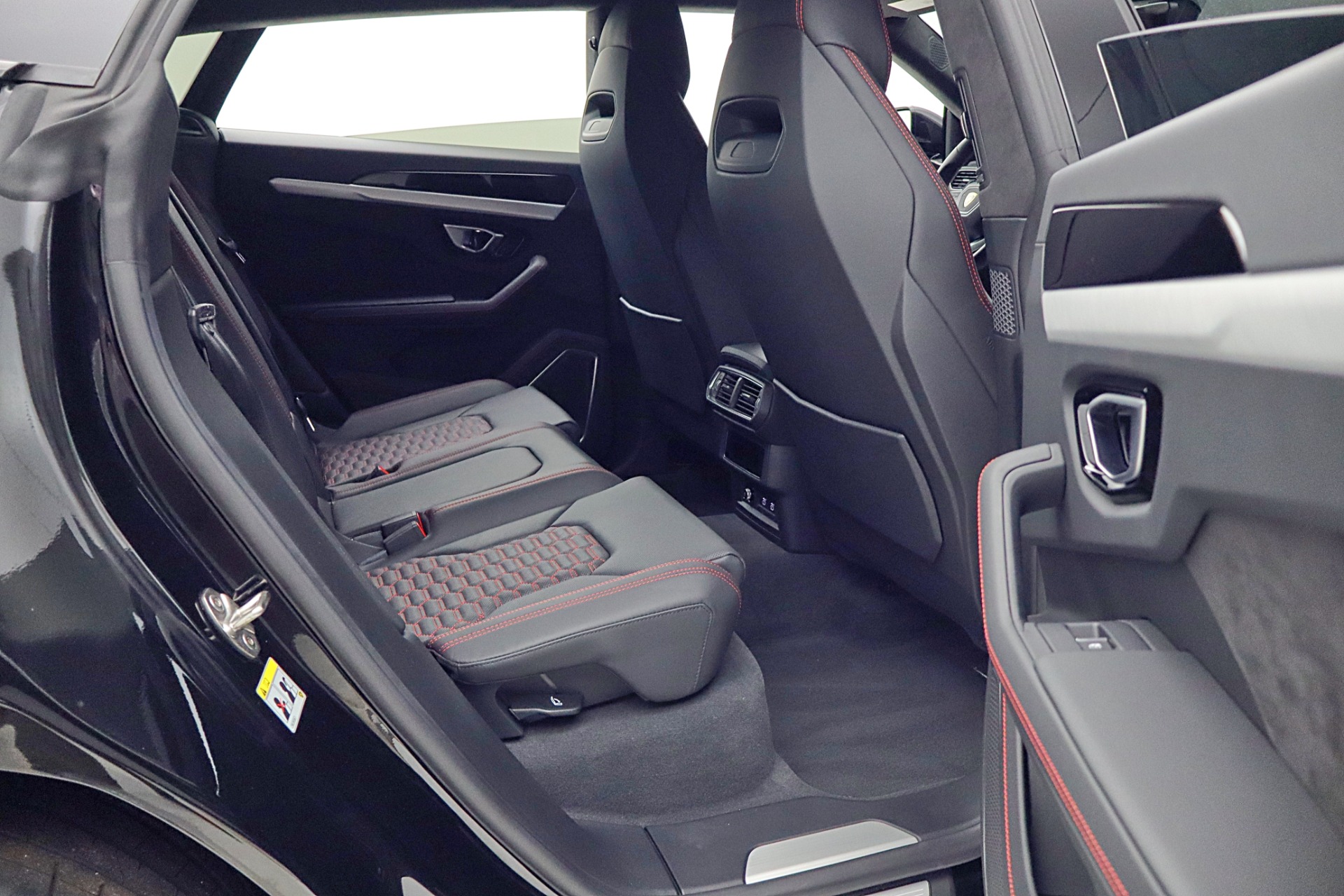 2024 Lamborghini Urus S - Photo 43