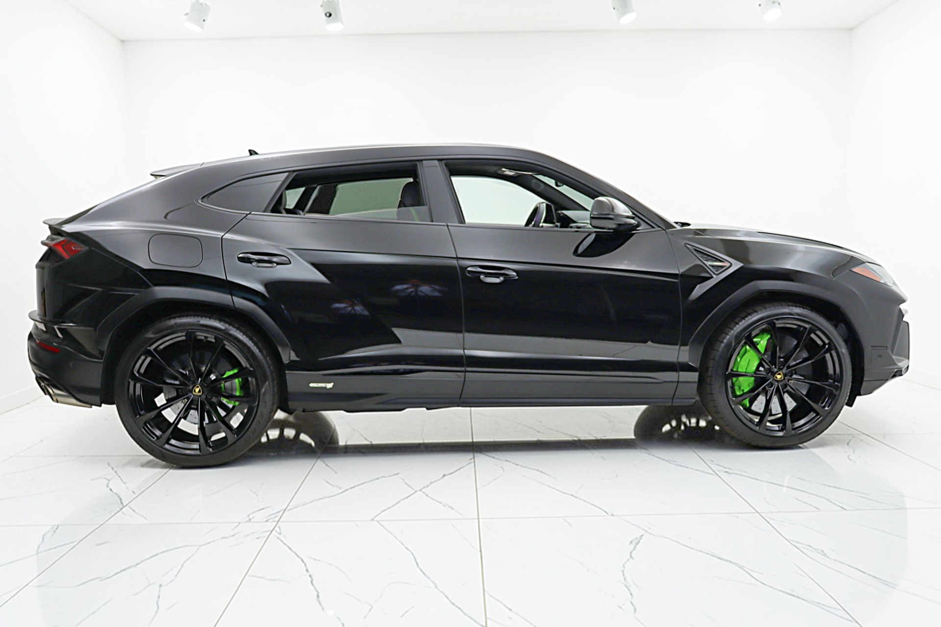 2024 Lamborghini Urus S - Photo 25