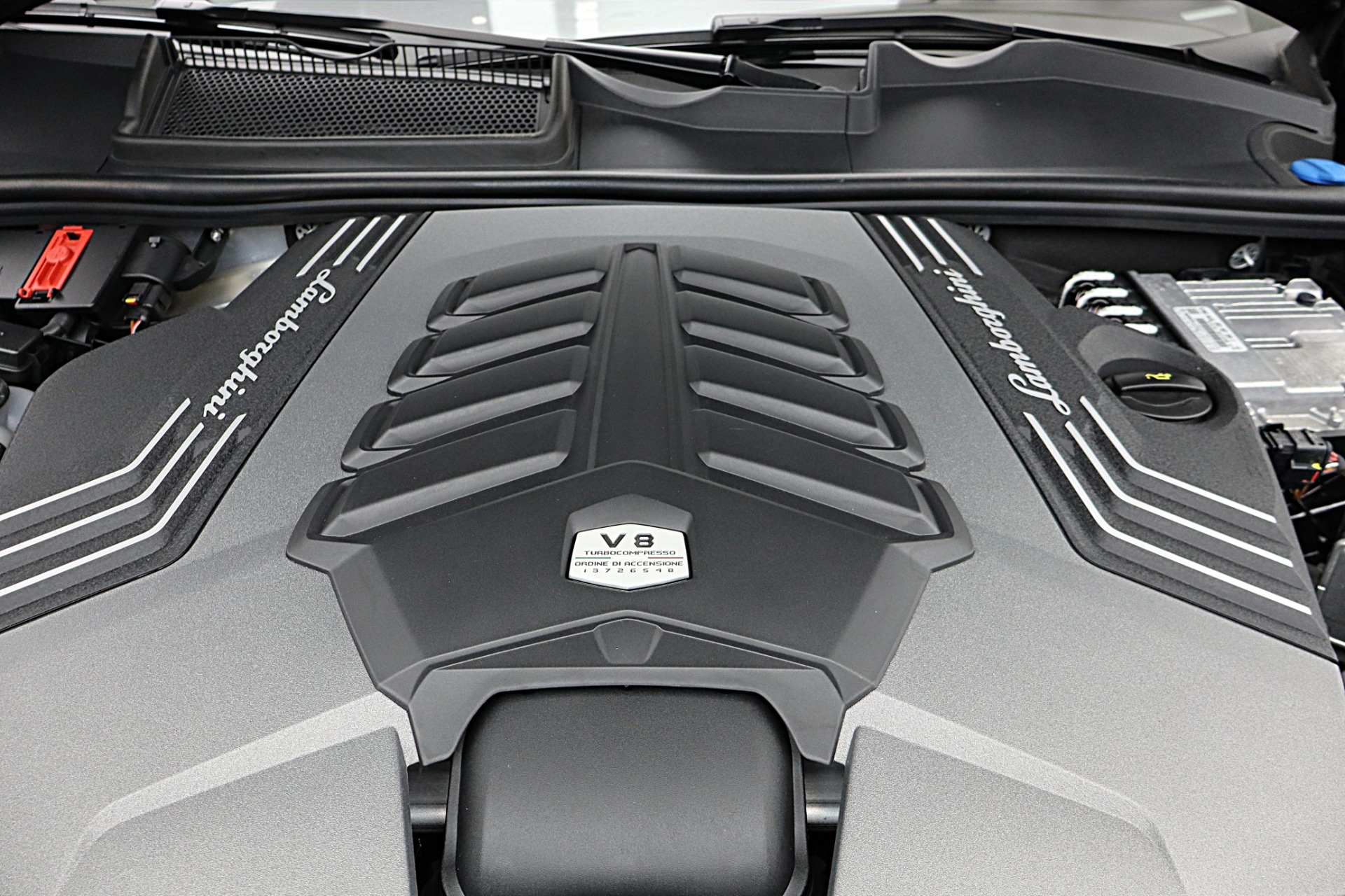 2024 Lamborghini Urus S - Photo 29