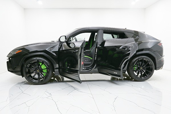 Used 2024 Lamborghini Urus S for sale $269,000 at F.C. Kerbeck Lamborghini Palmyra N.J. in Palmyra NJ 08065 4