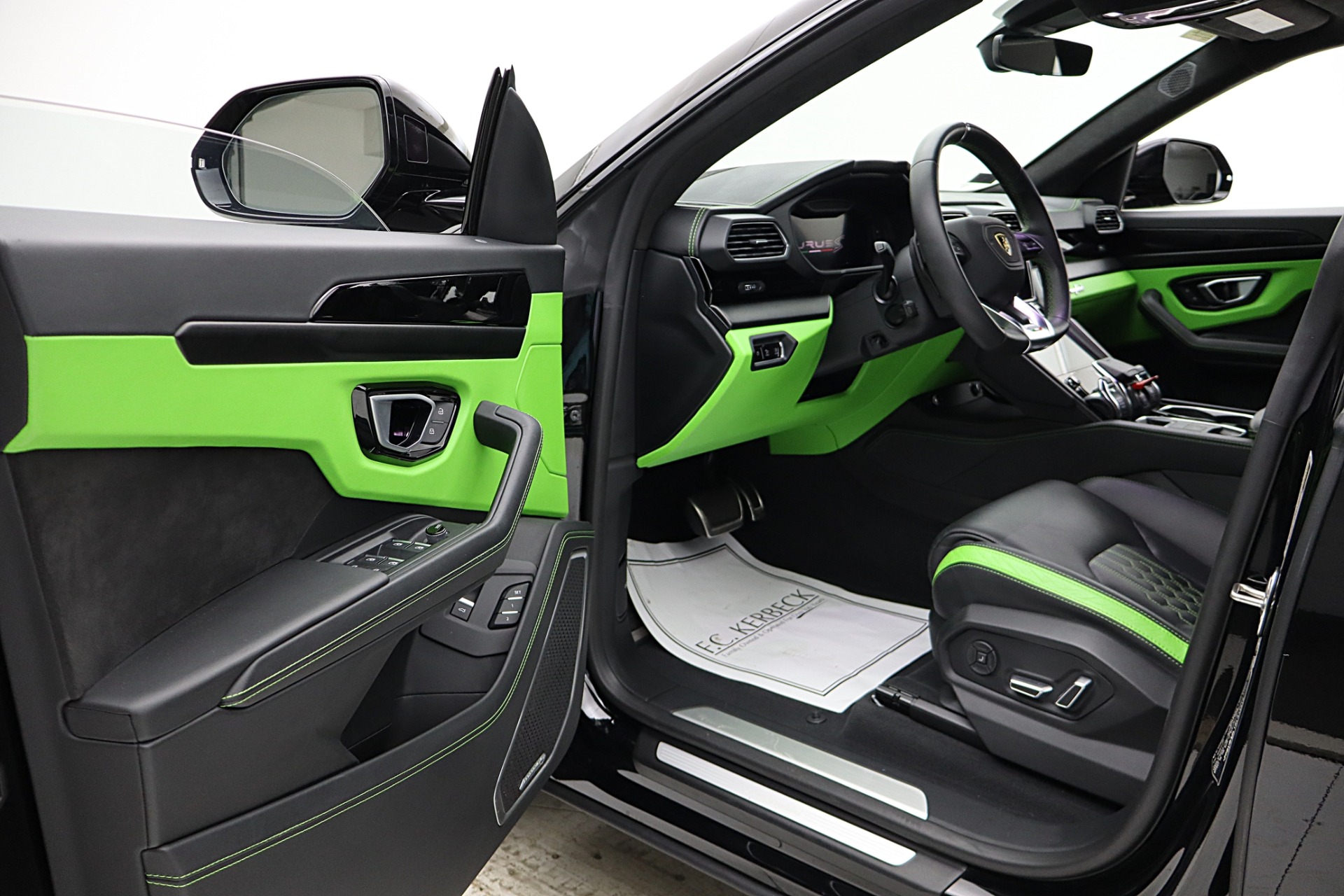 2024 Lamborghini Urus S - Photo 50