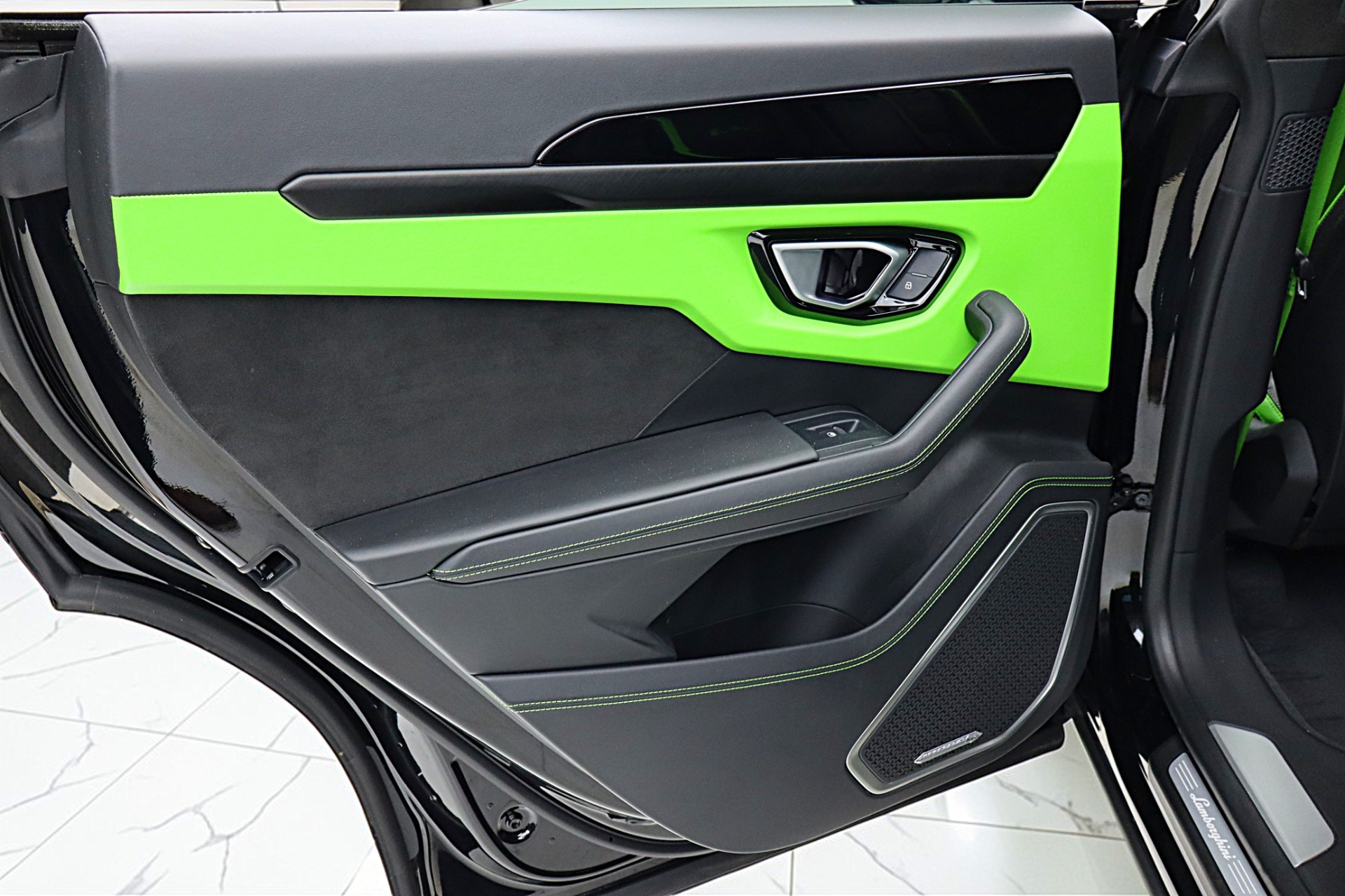 2024 Lamborghini Urus S - Photo 55