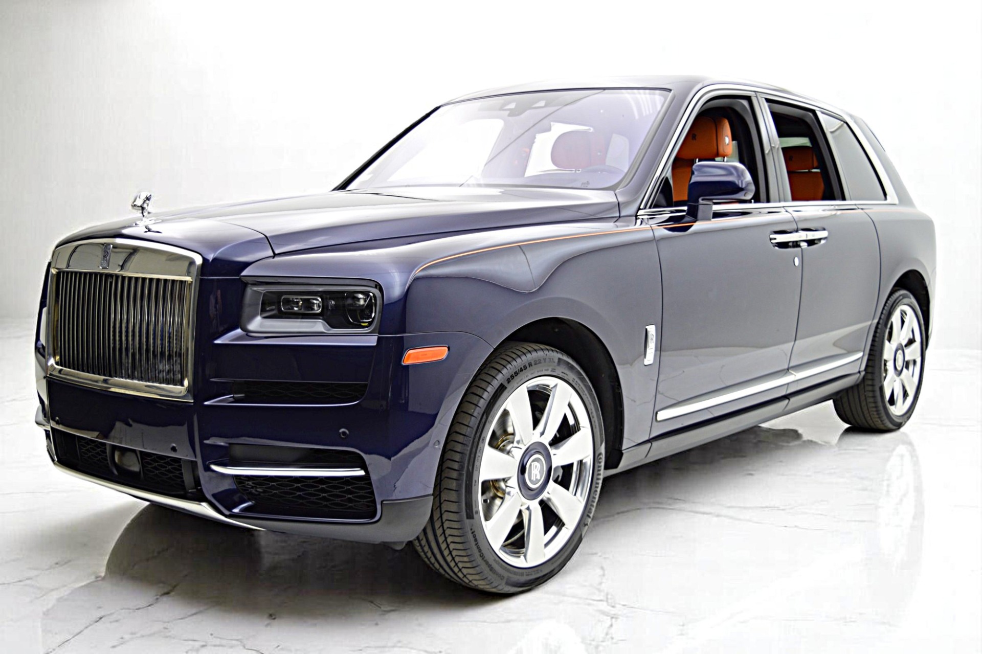 Used 2023 Rolls-Royce Cullinan for sale $299,000 at F.C. Kerbeck Lamborghini Palmyra N.J. in Palmyra NJ 08065 2