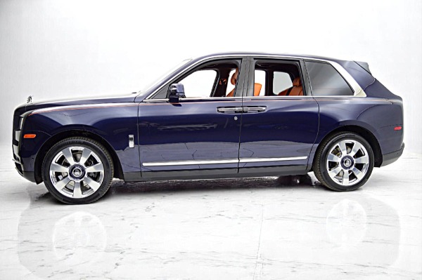 Used 2023 Rolls-Royce Cullinan for sale $299,000 at F.C. Kerbeck Lamborghini Palmyra N.J. in Palmyra NJ 08065 3