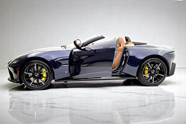 Used 2021 Aston Martin Vantage Roadster for sale Sold at F.C. Kerbeck Lamborghini Palmyra N.J. in Palmyra NJ 08065 4