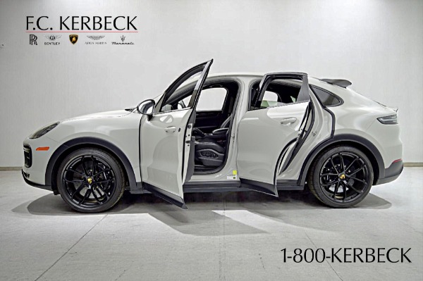 Used 2022 Porsche Cayenne Turbo GT for sale $139,000 at F.C. Kerbeck Lamborghini Palmyra N.J. in Palmyra NJ 08065 4