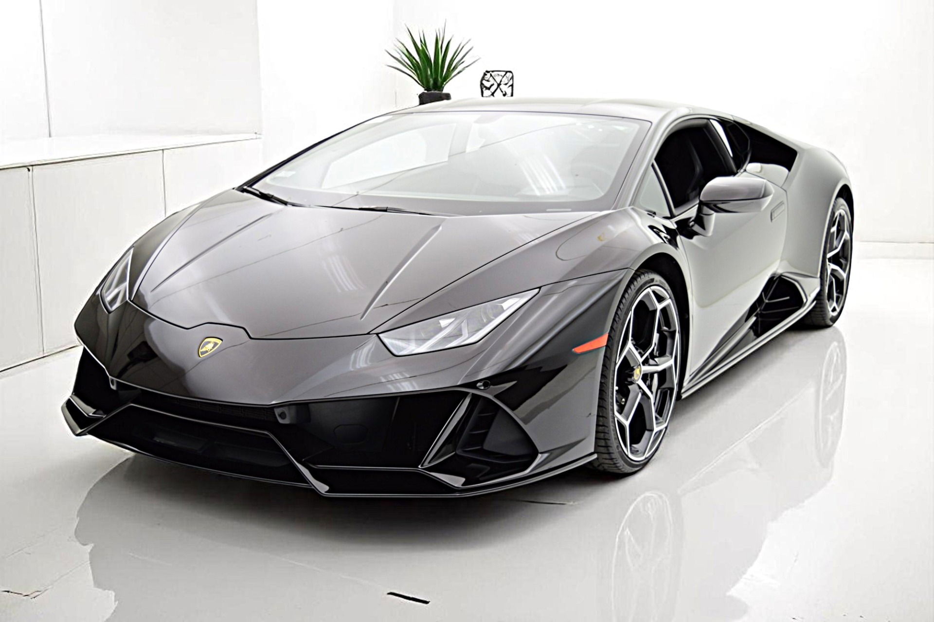 Used 2020 Lamborghini Huracan EVO/SELEZIONE PRE-OWNED CERTIFIED for sale $285,000 at F.C. Kerbeck Lamborghini Palmyra N.J. in Palmyra NJ 08065 2
