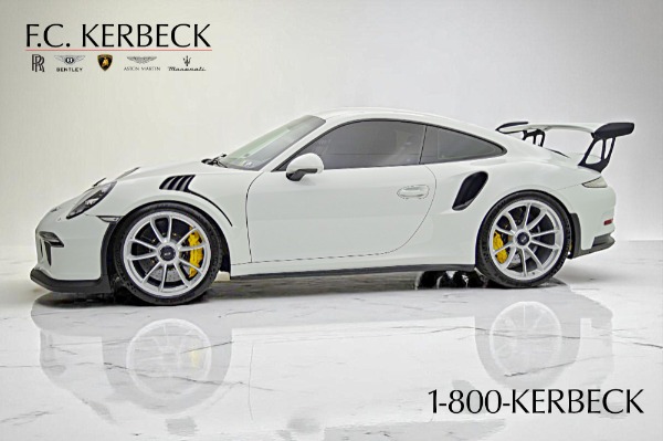 Used 2016 Porsche 911 GT3 RS for sale Sold at F.C. Kerbeck Lamborghini Palmyra N.J. in Palmyra NJ 08065 3