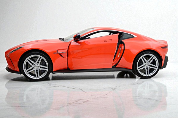 New 2025 Aston Martin Vantage for sale $210,500 at F.C. Kerbeck Lamborghini Palmyra N.J. in Palmyra NJ 08065 4