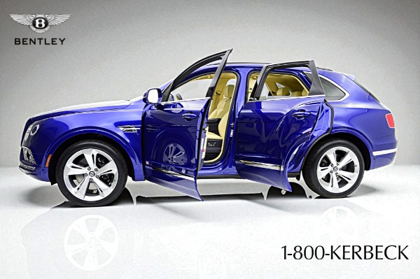 Used 2017 Bentley Bentayga W12 for sale $89,000 at F.C. Kerbeck Lamborghini Palmyra N.J. in Palmyra NJ 08065 4