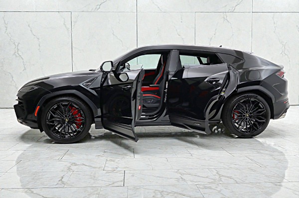 New 2025 Lamborghini Urus SE for sale Sold at F.C. Kerbeck Lamborghini Palmyra N.J. in Palmyra NJ 08065 4