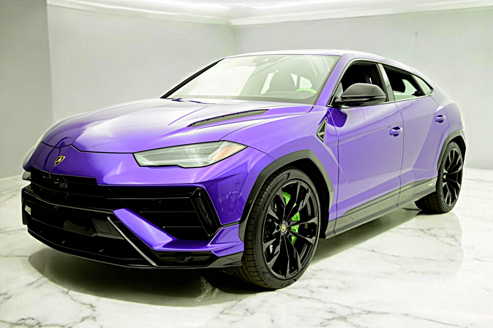 Used 2024 Lamborghini Urus S for sale $269,000 at F.C. Kerbeck Lamborghini Palmyra N.J. in Palmyra NJ 08065 2