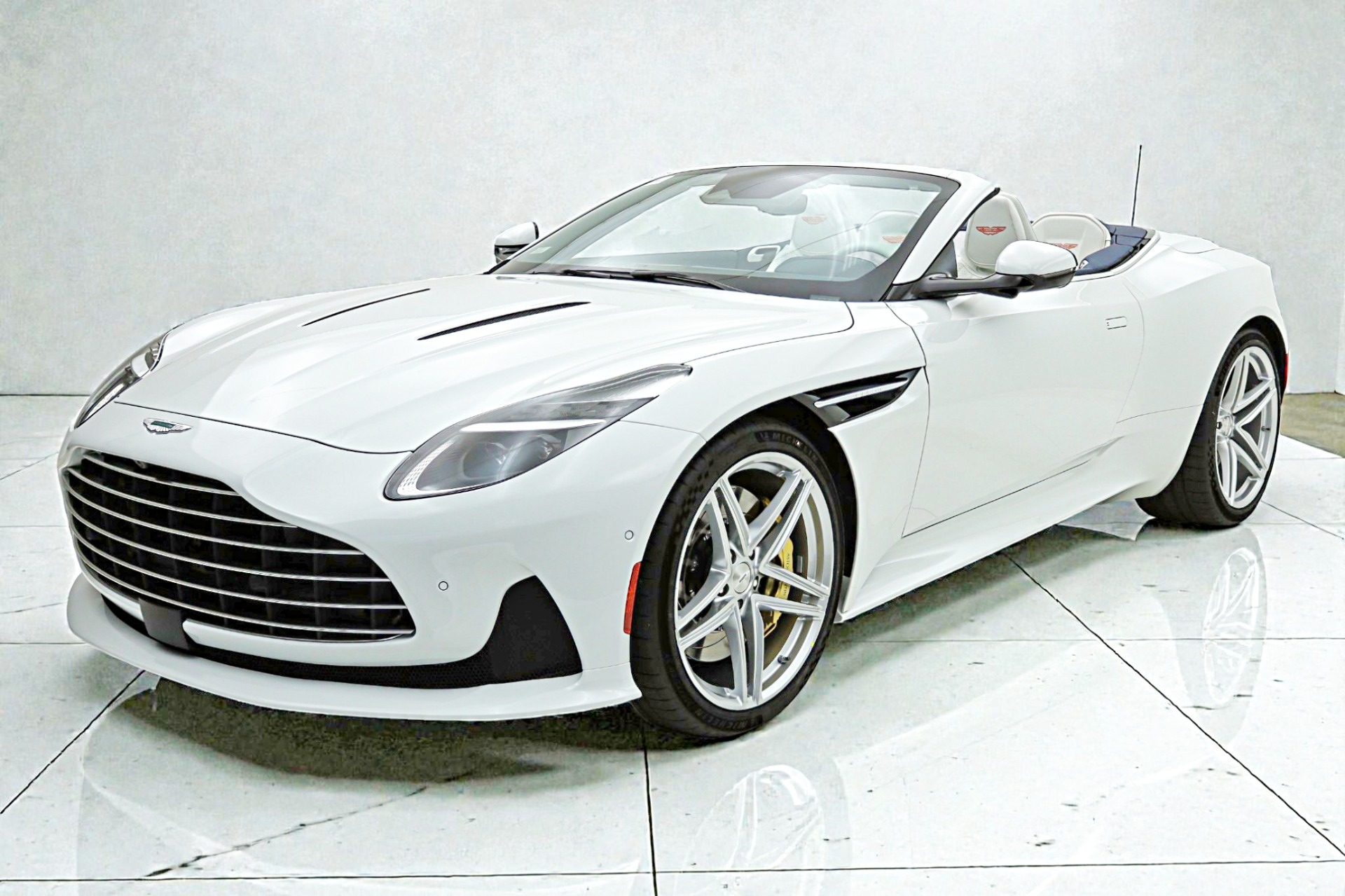 Used 2026 Aston Martin DB12 Volante for sale $299,000 at F.C. Kerbeck Lamborghini Palmyra N.J. in Palmyra NJ 08065 2