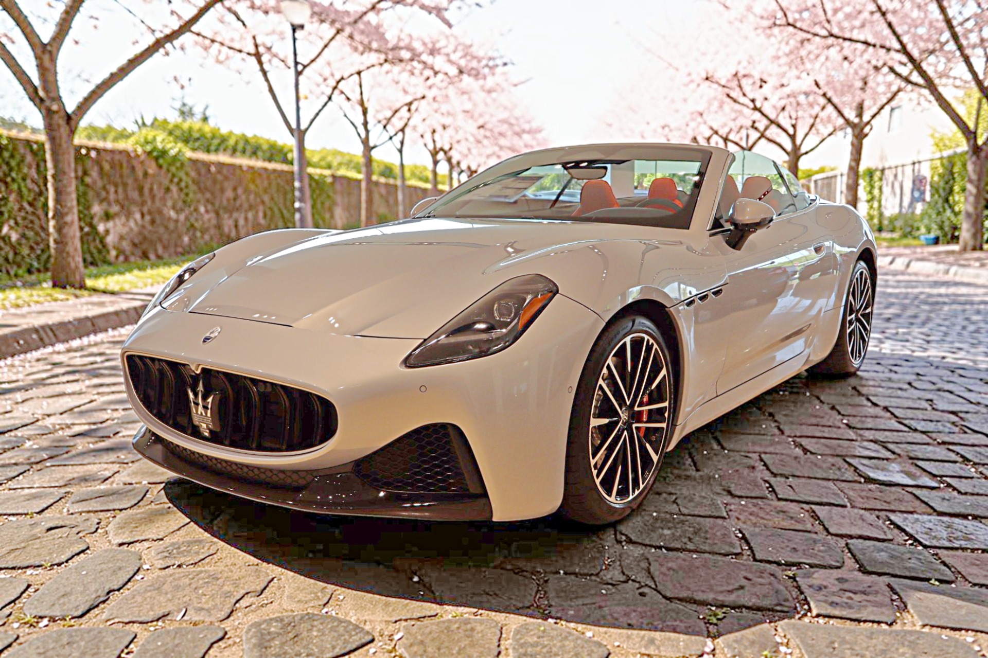 Used 2026 Maserati GranCabrio for sale $168,755 at F.C. Kerbeck Lamborghini Palmyra N.J. in Palmyra NJ 08065 2