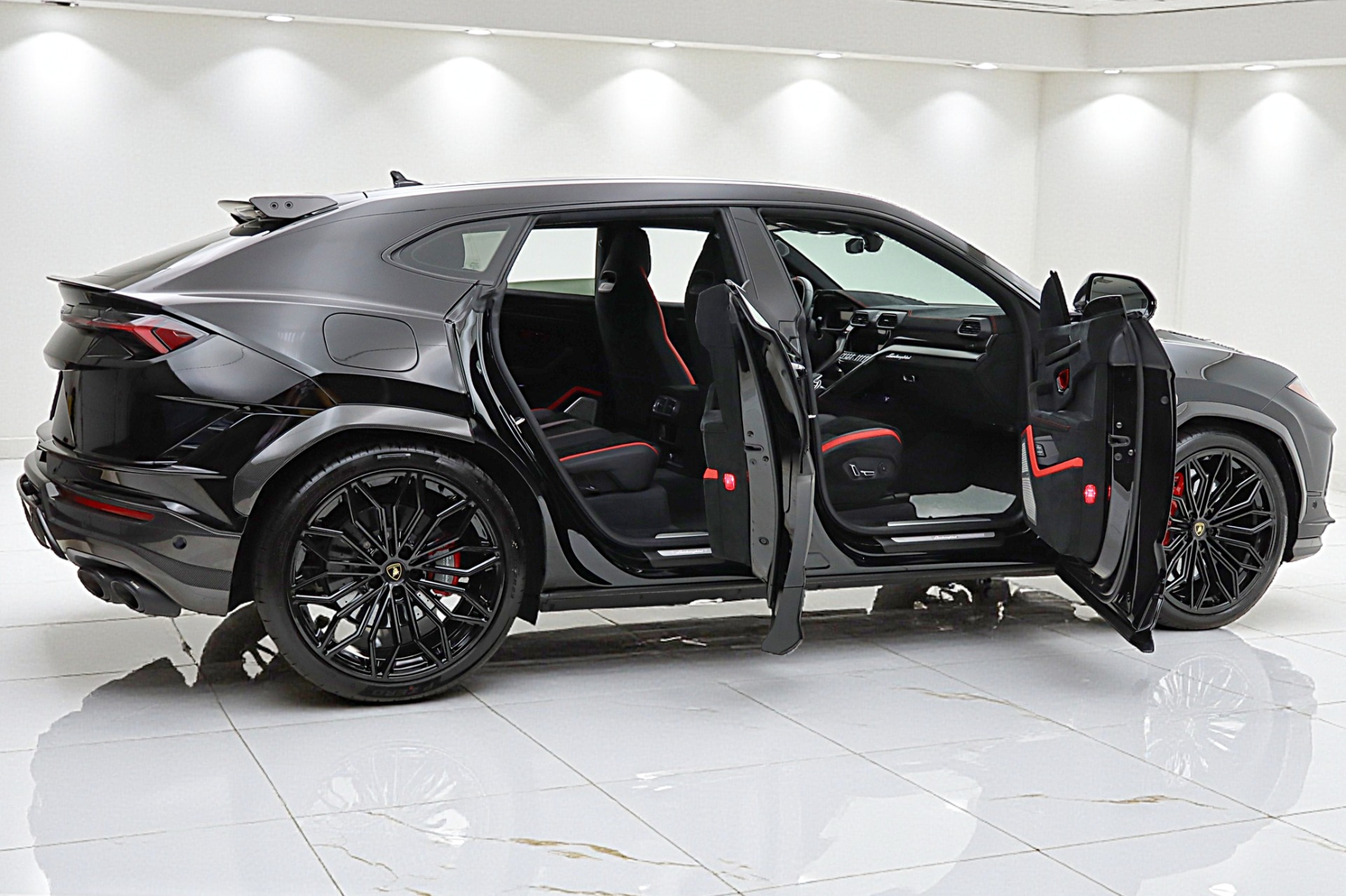 2024 Lamborghini Urus Performante - Photo 15